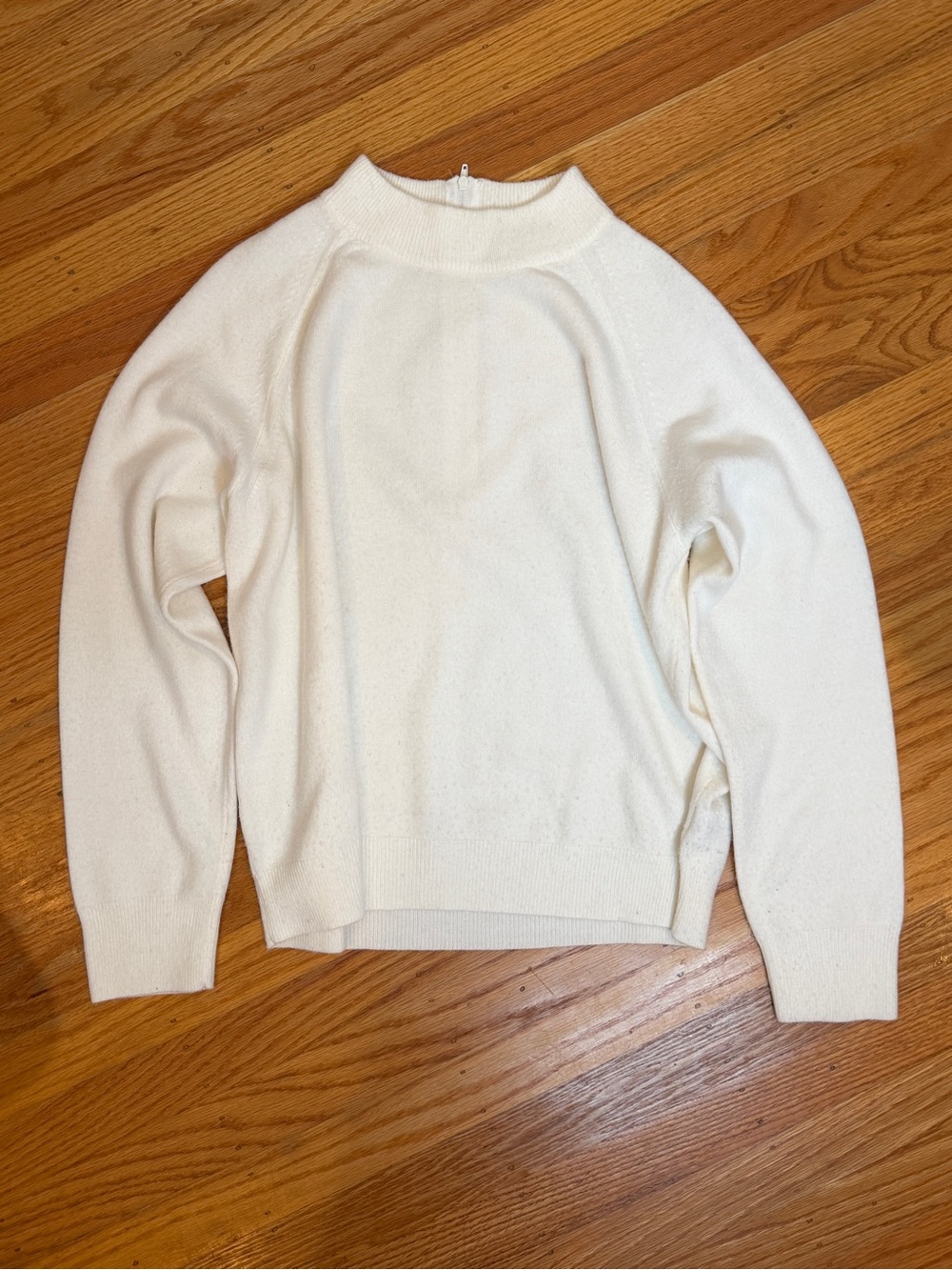 Women's Cream Knit Pullover Sweater